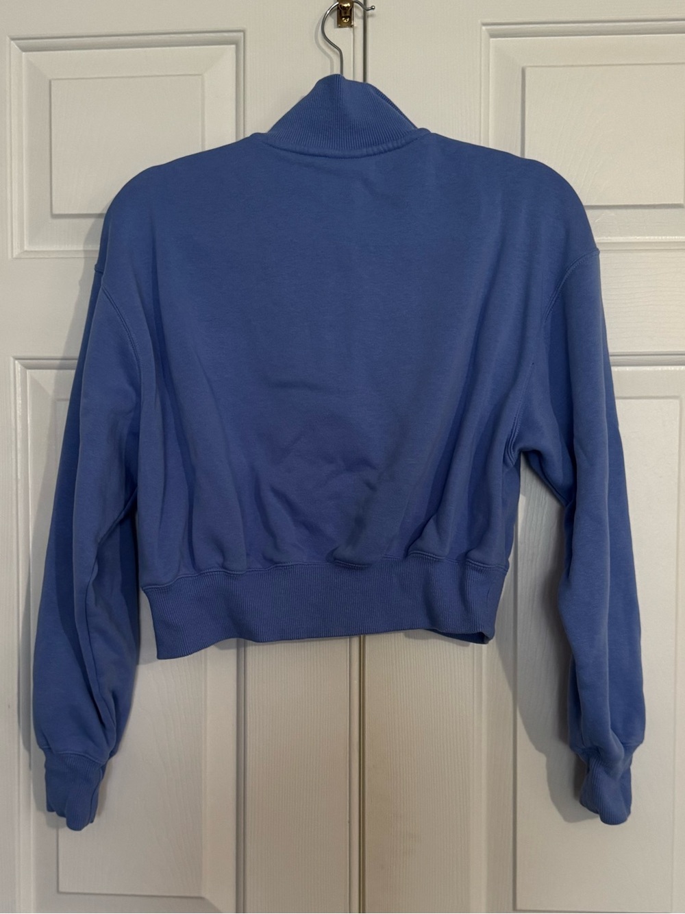 Nike Cropped Half-Zip Sweatshirt - Picture 3 of 3